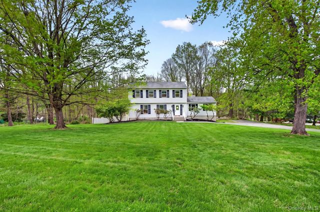 1 Aspen Road, Hopewell Junction, NY 12533