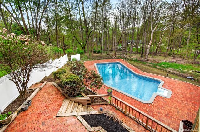 1 Aspen Road, Hopewell Junction, NY 12533