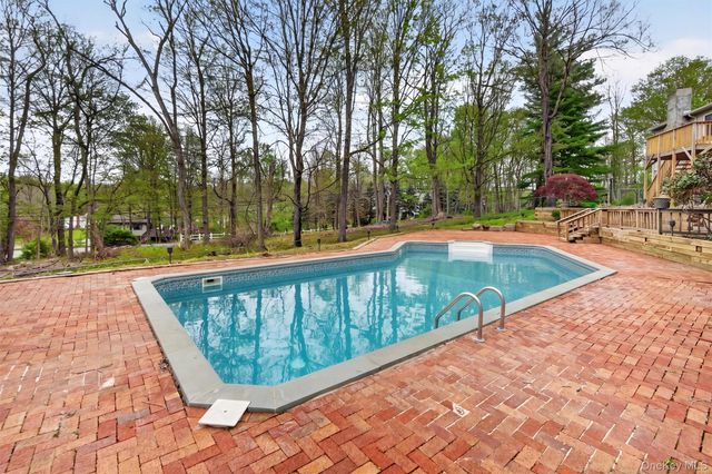 1 Aspen Road, Hopewell Junction, NY 12533