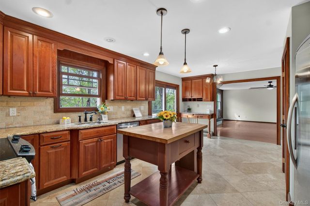 1 Aspen Road, Hopewell Junction, NY 12533