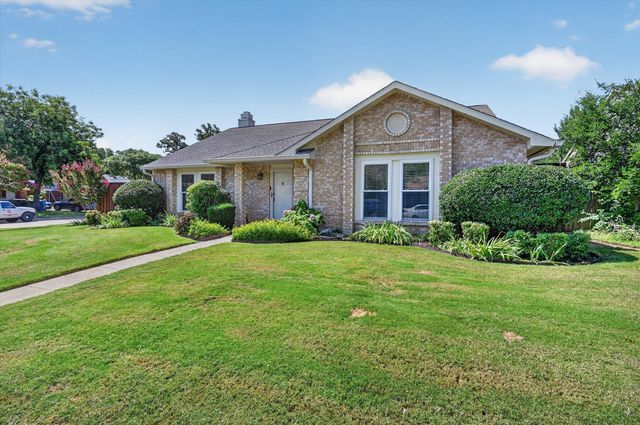 2801 Stratford Lane, Flower Mound, TX 75028