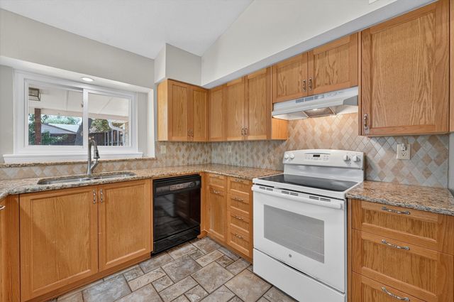 2801 Stratford Lane, Flower Mound, TX 75028