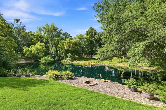 1316 Summit Oaks Drive, Burnsville, MN 55337