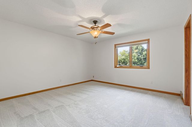 1316 Summit Oaks Drive, Burnsville, MN 55337