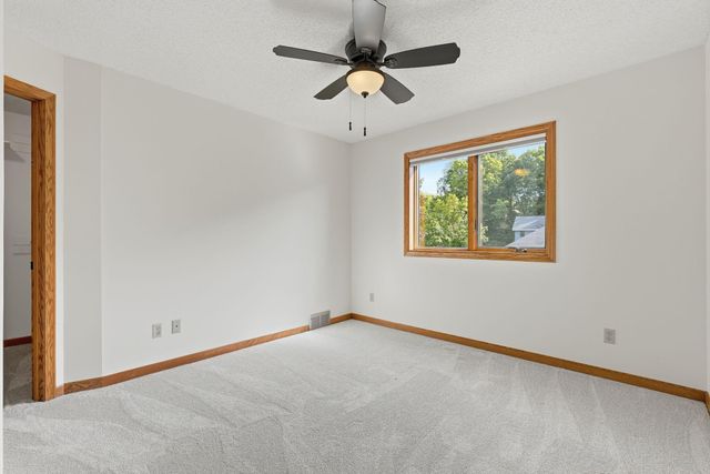 1316 Summit Oaks Drive, Burnsville, MN 55337