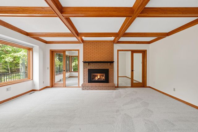 1316 Summit Oaks Drive, Burnsville, MN 55337