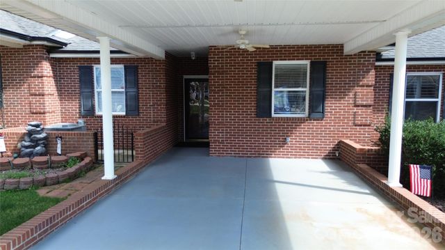 3870 Sage Court, Denver, NC 28037