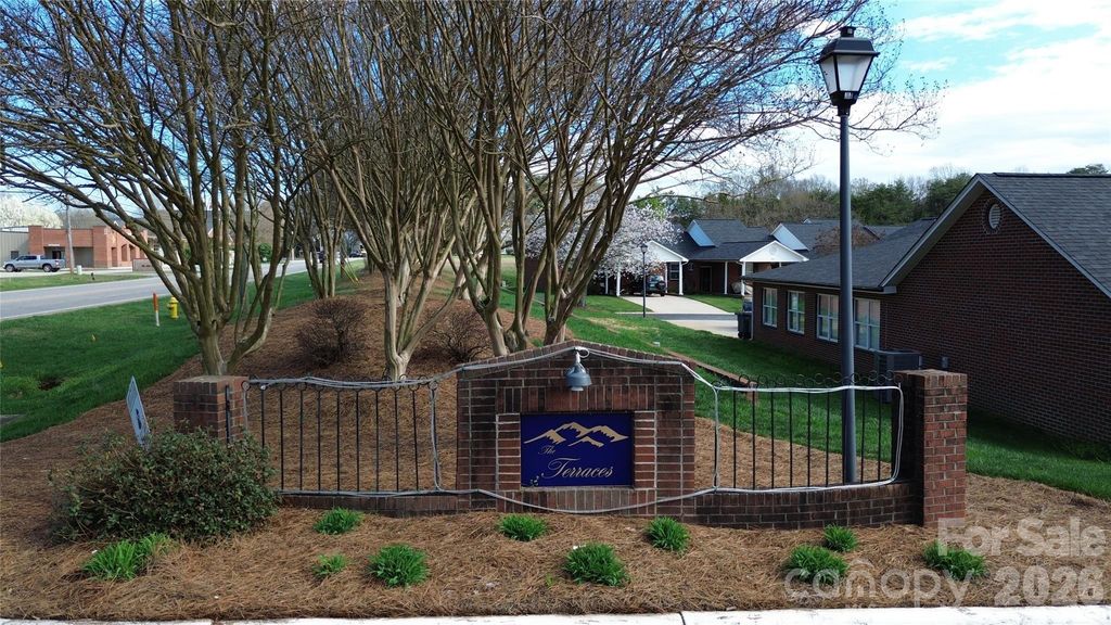 3870 Sage Court, Denver, NC 28037