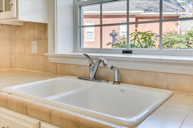 864 River Bluff Road, North Augusta, SC 29841