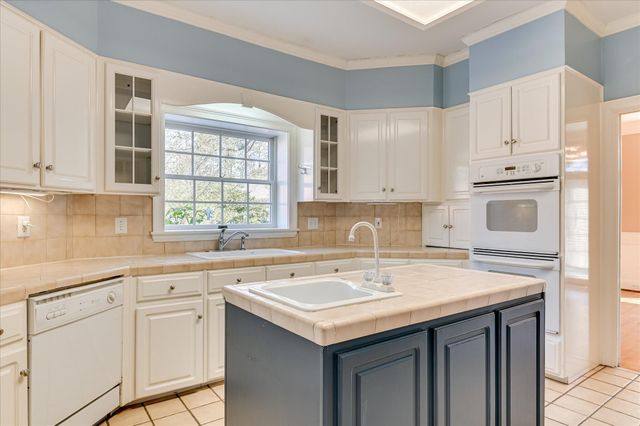 864 River Bluff Road, North Augusta, SC 29841