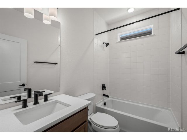 4534 Peak Crest Vw, Colorado Springs, CO 80918