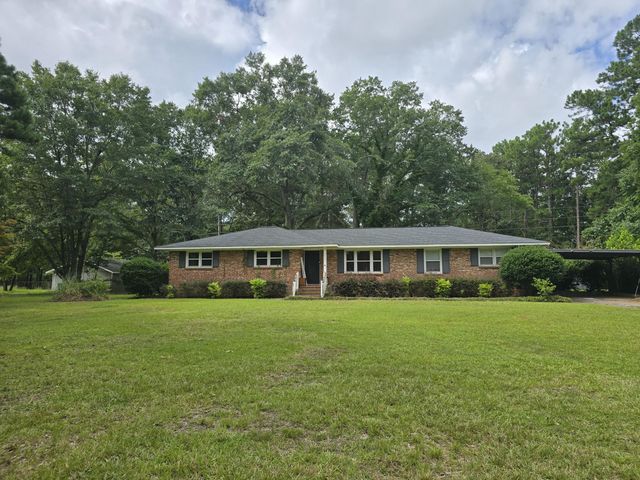 1517 Pine Log Road, Aiken, SC 29803