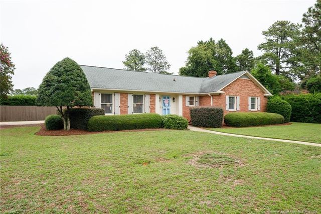 2630 Mirror Lake Drive, Fayetteville, NC 28303
