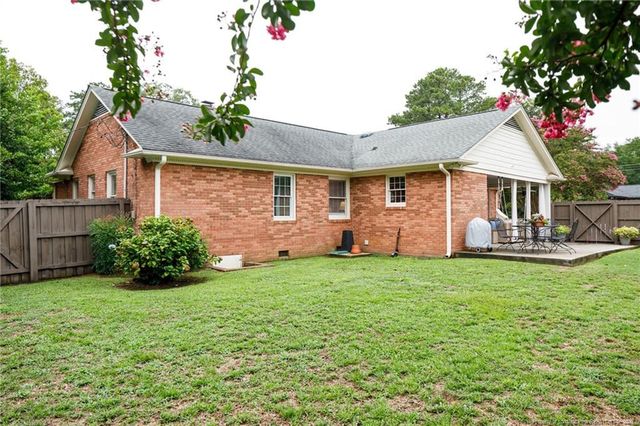 2630 Mirror Lake Drive, Fayetteville, NC 28303