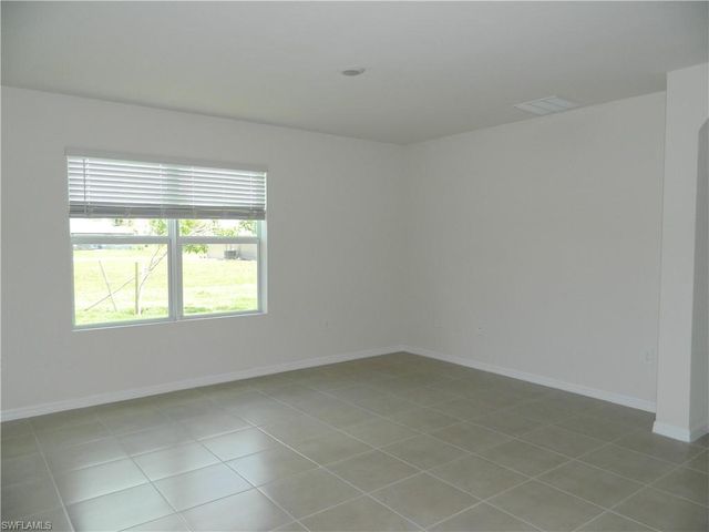25118 Doredo DR, Punta Gorda, FL 33955