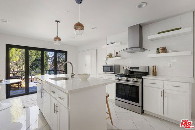 1057 N Avenue 49, Los Angeles, CA 90042