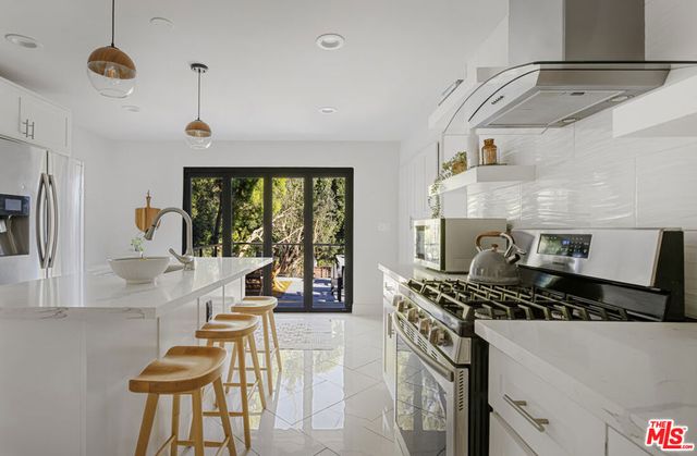 1057 N Avenue 49, Los Angeles, CA 90042