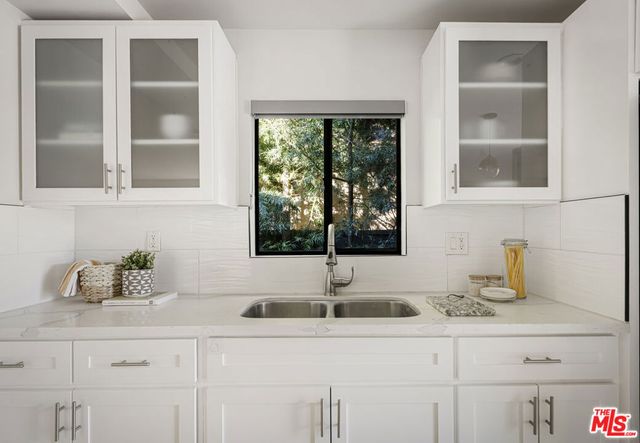 1057 N Avenue 49, Los Angeles, CA 90042