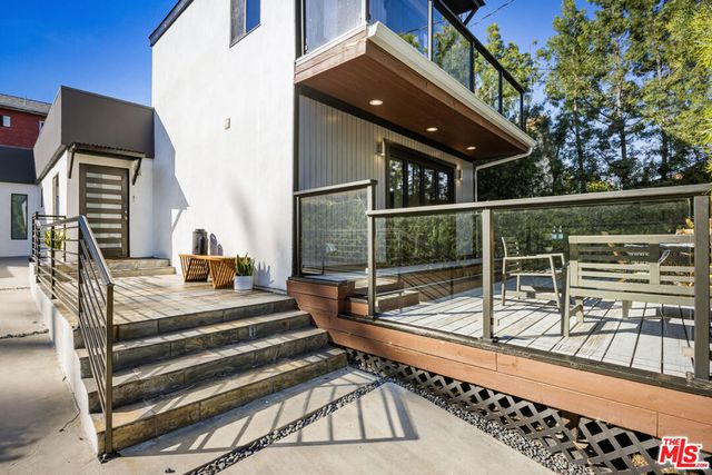 1057 N Avenue 49, Los Angeles, CA 90042