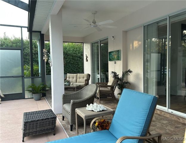 2 Speceberry Court S, Homosassa, FL 34446