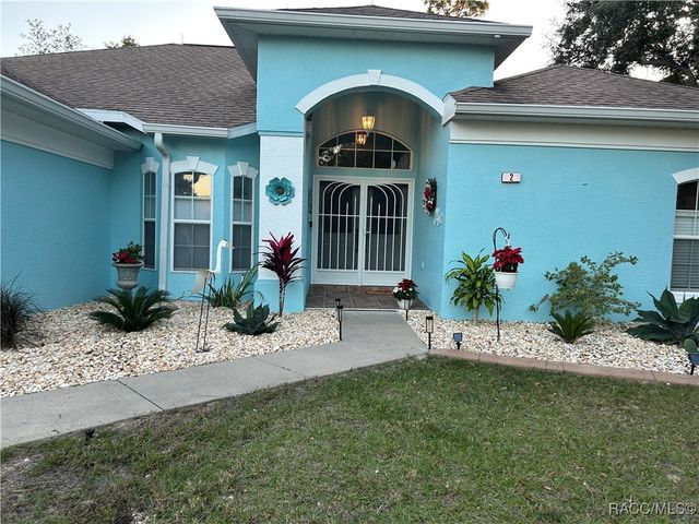 2 Speceberry Court S, Homosassa, FL 34446