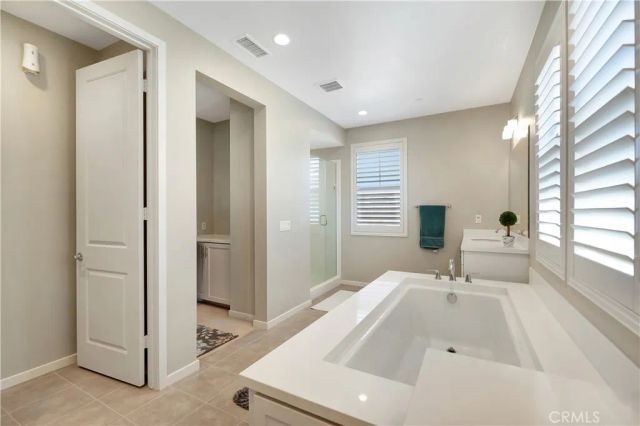 8714 Orchid Way, Cypress, CA 90630