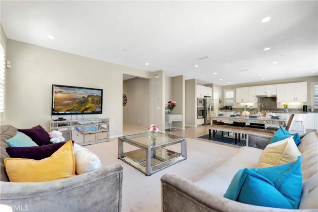 8714 Orchid Way, Cypress, CA 90630