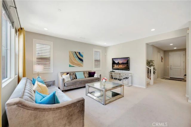 8714 Orchid Way, Cypress, CA 90630