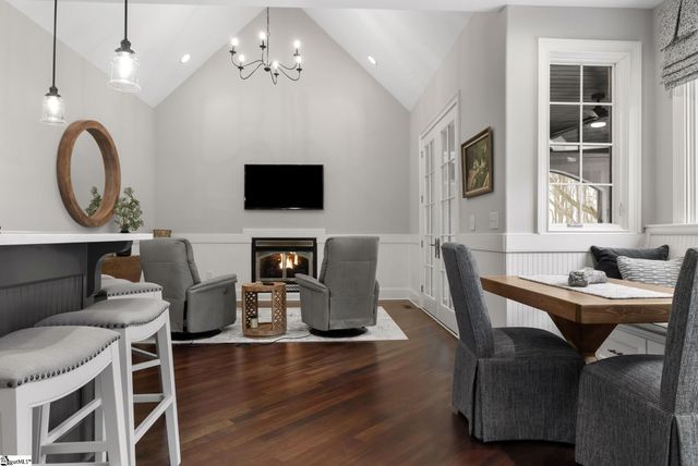 430 Winesap Road, Duncan, SC 29334