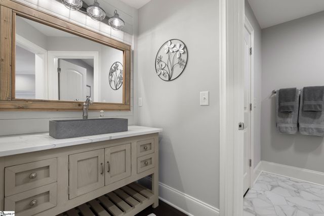 430 Winesap Road, Duncan, SC 29334