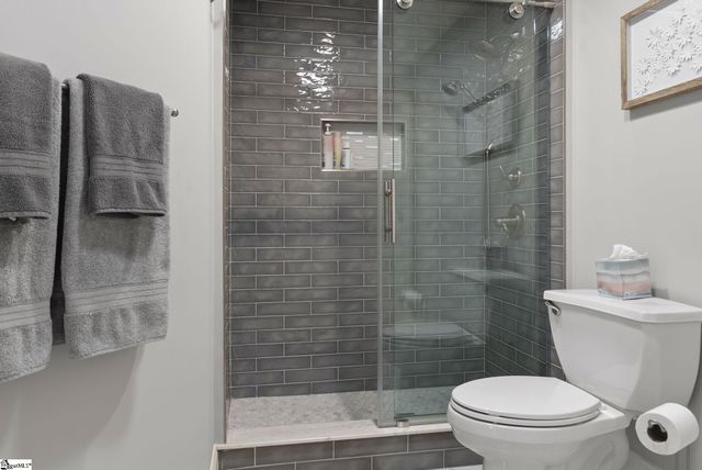 430 Winesap Road, Duncan, SC 29334