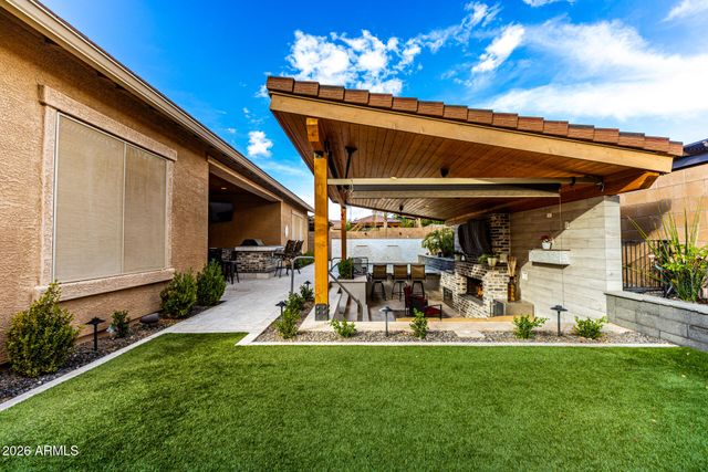 3545 E CASSIA Lane, Gilbert, AZ 85298