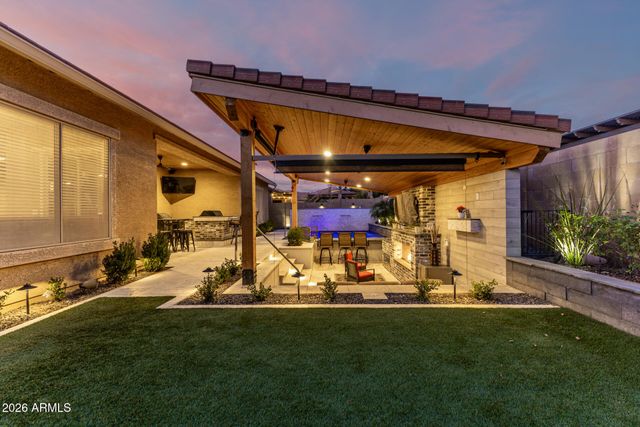 3545 E CASSIA Lane, Gilbert, AZ 85298