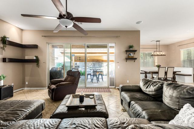 3545 E CASSIA Lane, Gilbert, AZ 85298