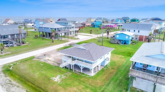 13131 Buccaneer Parkway, Freeport, TX 77541