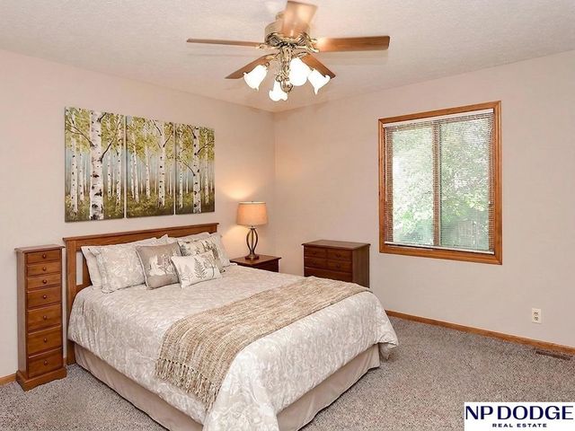 4962 S 167th Avenue, Omaha, NE 68135
