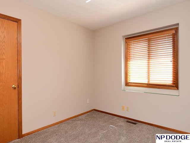 4962 S 167th Avenue, Omaha, NE 68135