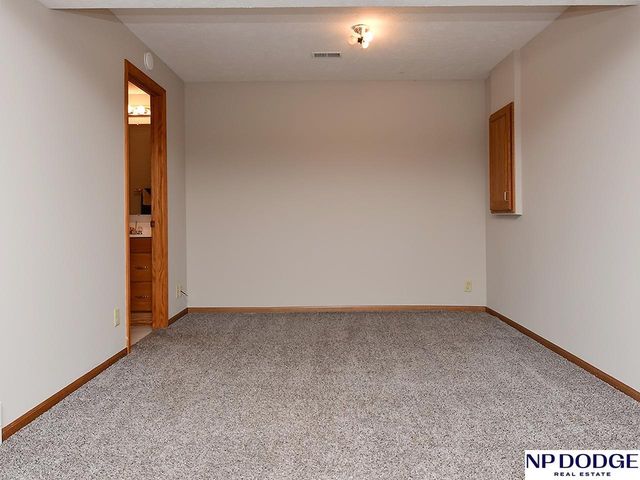 4962 S 167th Avenue, Omaha, NE 68135