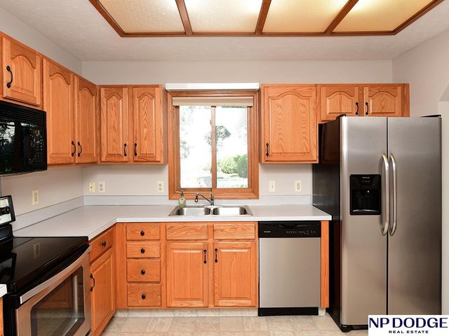 4962 S 167th Avenue, Omaha, NE 68135
