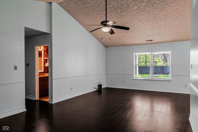 2023 Cycling Lane, Indianapolis, IN 46260