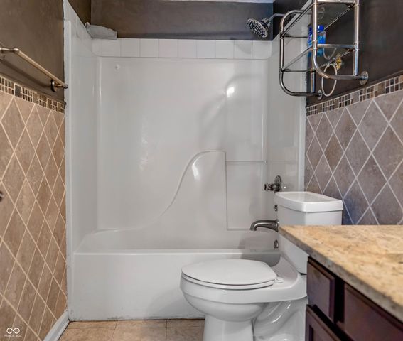 2023 Cycling Lane, Indianapolis, IN 46260