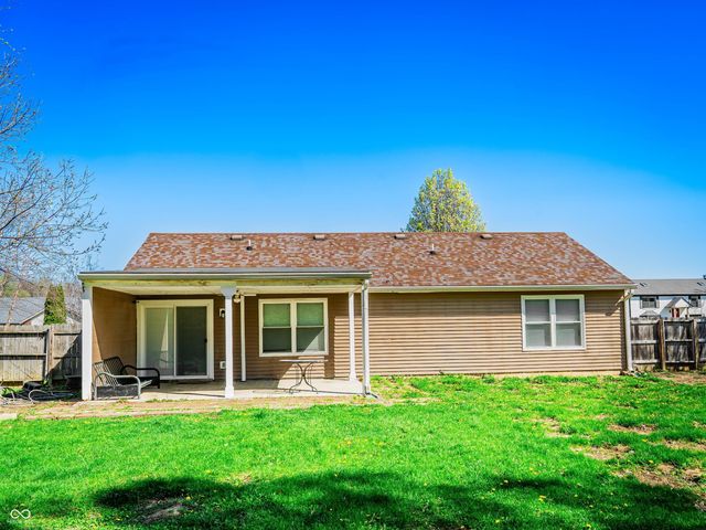 2023 Cycling Lane, Indianapolis, IN 46260