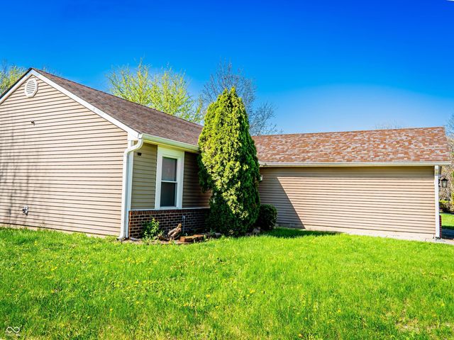 2023 Cycling Lane, Indianapolis, IN 46260