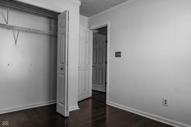 2023 Cycling Lane, Indianapolis, IN 46260