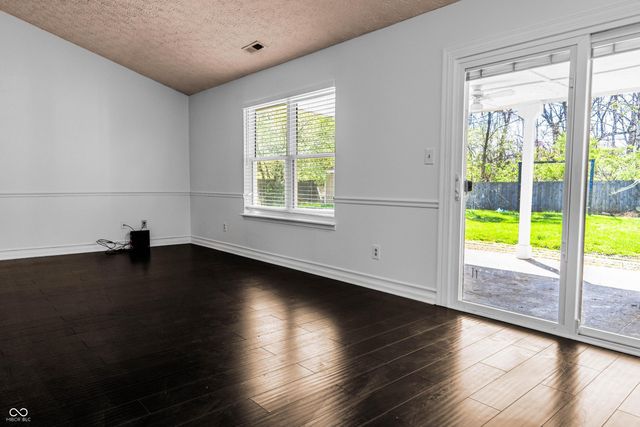 2023 Cycling Lane, Indianapolis, IN 46260