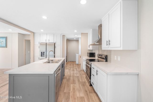 298 Jarvisburg Road, Jarvisburg, NC 27947