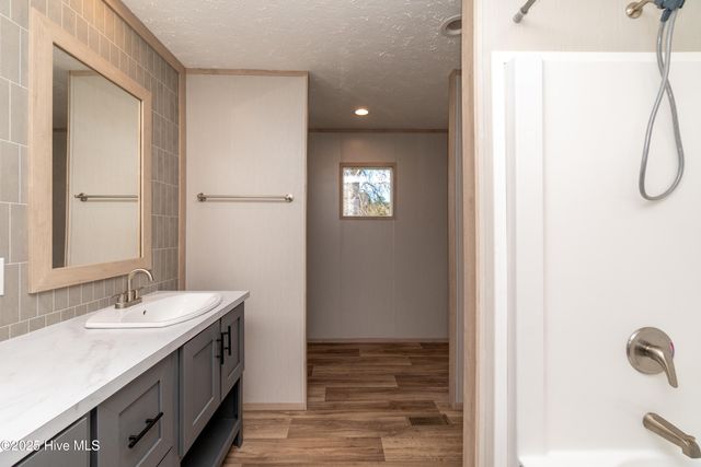 298 Jarvisburg Road, Jarvisburg, NC 27947