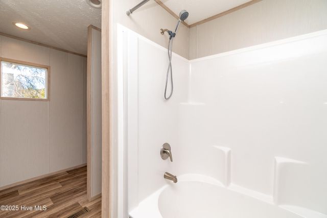 298 Jarvisburg Road, Jarvisburg, NC 27947