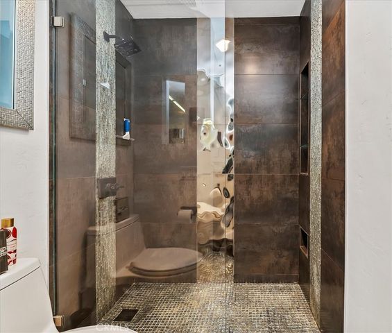 1801 Diamond St, San Diego, CA 92109