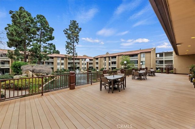 1801 Diamond St, San Diego, CA 92109